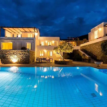 House Of The Moon@the Galaxy Mykonos * Klouvas
