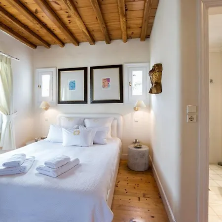 House Of The Moon@the Galaxy Mykonos Klouvas